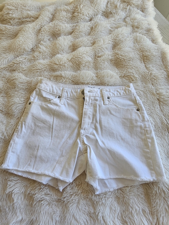 Universal Thread Pants - Universal Thread White Denim High-Rise Frayed Hem Shorts
